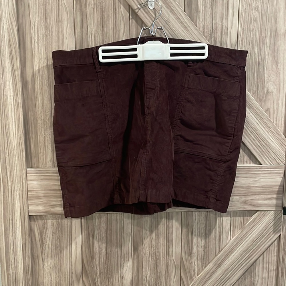 Women’s Old Navy Corduroy Mini Skirt, Size 18. Never worn!
